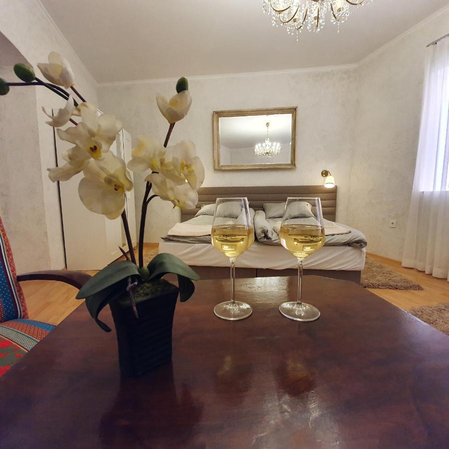 Corte Apartman Pápa Extérieur photo
